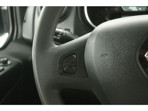 Renault Trafic 1.6 dCi T29 L1H1 Airco Cruise Navi PDC 2xSchuifdeur 3 Persoons Elektrpakket ActivLease financial lease