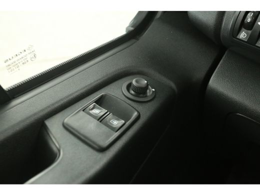 Renault Trafic 1.6 dCi T29 L1H1 Airco Cruise Navi PDC 2xSchuifdeur 3 Persoons Elektrpakket ActivLease financial lease