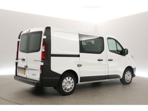 Renault Trafic 1.6 dCi T29 L1H1 Airco Cruise Navigatie PDC 3 Persoons Elektrpakket Schuifdeur ActivLease financial lease