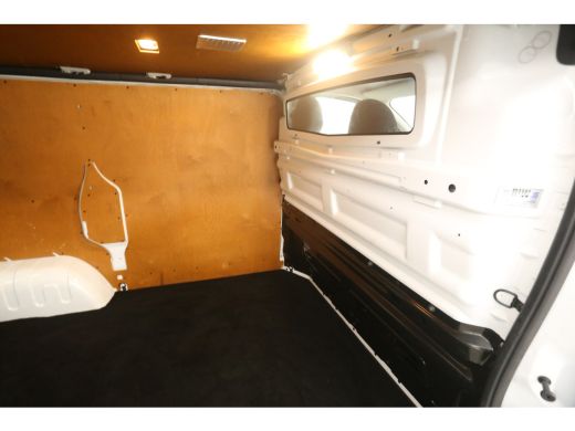 Renault Trafic 1.6 dCi T29 L1H1 Airco Cruise Navigatie PDC 3 Persoons Elektrpakket Schuifdeur ActivLease financial lease