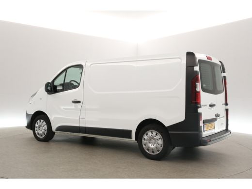 Renault Trafic 1.6 dCi T29 L1H1 Airco Cruise Navigatie PDC 3 Persoons Elektrpakket Schuifdeur ActivLease financial lease