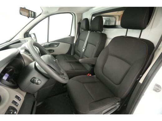 Renault Trafic 1.6 dCi T29 L1H1 Airco Cruise Navigatie PDC 3 Persoons Elektrpakket Schuifdeur ActivLease financial lease