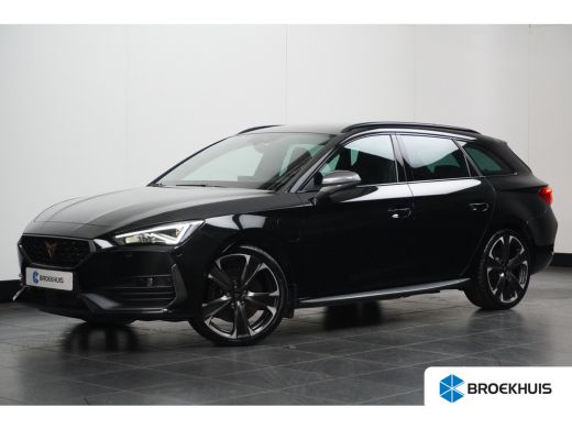 Seat Leon Sportstourer 1.4 e-Hybrid Black Edition | TREKHAAK | CAMERA | NAVIGATIE | ELEKTR. A. KLEP | STUUR + STOELVERW. Seat Leon Sportstourer 1.4 e-Hybrid Black Edition | TREKHAAK | CAMERA | NAVIGATIE | ELEKTR. A. KLEP | STUUR + STOELVERW.