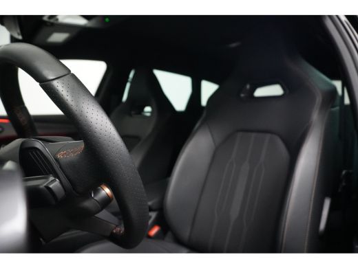 Seat Leon Sportstourer 1.4 e-Hybrid Black Edition | TREKHAAK | CAMERA | NAVIGATIE | ELEKTR. A. KLEP | STUUR + STOELVERW. ActivLease financial lease
