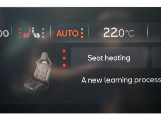 Seat Leon Sportstourer 1.4 e-Hybrid Black Edition | TREKHAAK | CAMERA | NAVIGATIE | ELEKTR. A. KLEP | STUUR + STOELVERW. ActivLease financial lease