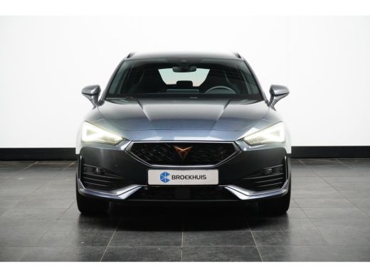 Seat Leon Sportstourer 1.4 e-Hybrid VZ Copper Edition | TREKHAAK | NAVIGATIE | 19 INCH | ELEKTR. A. KLEP ActivLease financial lease