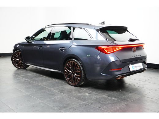 Seat Leon Sportstourer 1.4 e-Hybrid VZ Copper Edition | TREKHAAK | NAVIGATIE | 19 INCH | ELEKTR. A. KLEP ActivLease financial lease