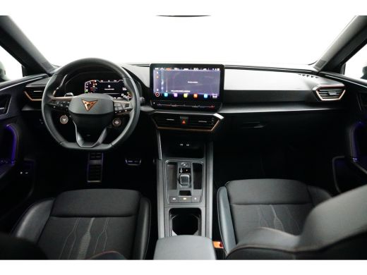 Seat Leon Sportstourer 1.4 e-Hybrid VZ Copper Edition | TREKHAAK | NAVIGATIE | 19 INCH | ELEKTR. A. KLEP ActivLease financial lease