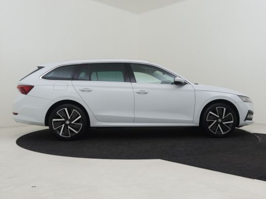 Skoda Octavia Combi 1.4 TSI iV PHEV Business Edition Plus 204pk | Lederen bekleding | Trekhaak | Stoelventilati... ActivLease financial lease