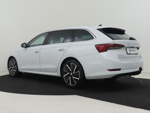 Skoda Octavia Combi 1.4 TSI iV PHEV Business Edition Plus 204pk | Lederen bekleding | Trekhaak | Stoelventilati... ActivLease financial lease