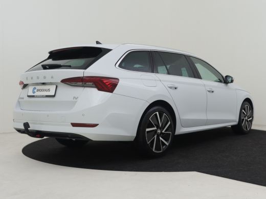 Skoda Octavia Combi 1.4 TSI iV PHEV Business Edition Plus 204pk | Lederen bekleding | Trekhaak | Stoelventilati... ActivLease financial lease