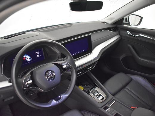 Skoda Octavia Combi 1.4 TSI iV PHEV Business Edition Plus 204pk | Lederen bekleding | Trekhaak | Stoelventilati... ActivLease financial lease