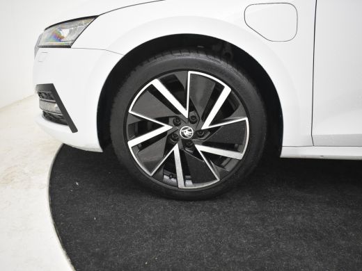 Skoda Octavia Combi 1.4 TSI iV PHEV Business Edition Plus 204pk | Lederen bekleding | Trekhaak | Stoelventilati... ActivLease financial lease