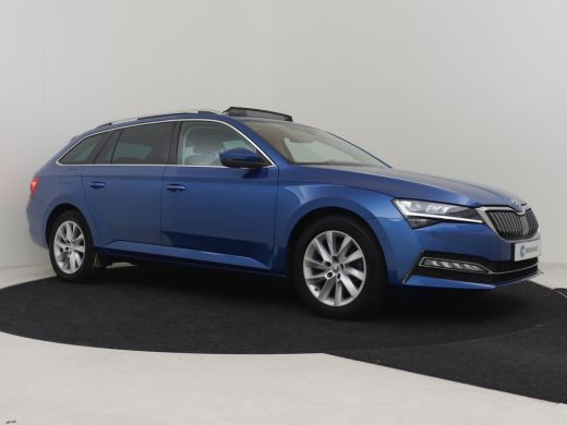 Skoda Superb Combi 1.4 TSI iV Business Edition Plus 218pk | Trekhaak | Panorama dak | 360 camera | Park assist... ActivLease financial lease