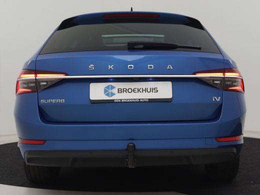 Skoda Superb Combi 1.4 TSI iV Business Edition Plus 218pk | Trekhaak | Panorama dak | 360 camera | Park assist... ActivLease financial lease