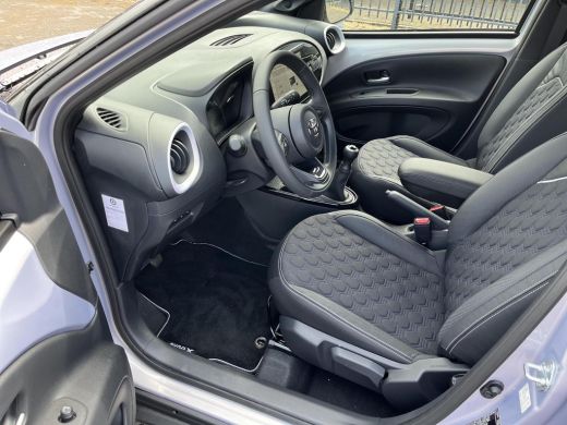 Toyota Aygo X 1.0 VVT-i MT JBL | Navigatie | Apple CarPlay/Android auto | JBL | Achteruitricamera ActivLease financial lease