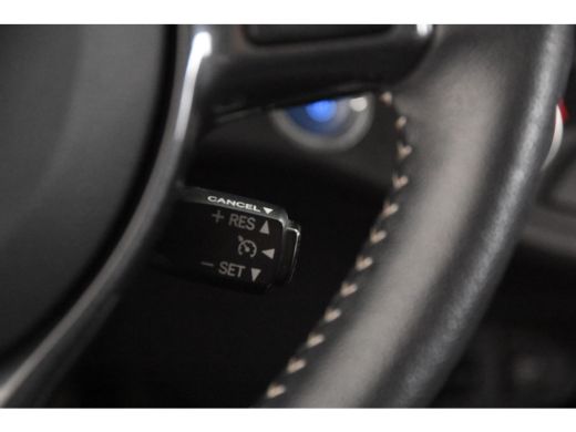 Toyota Yaris 1.5 Hybrid *1ste Eigenaar*Navigatie*Camera* ActivLease financial lease