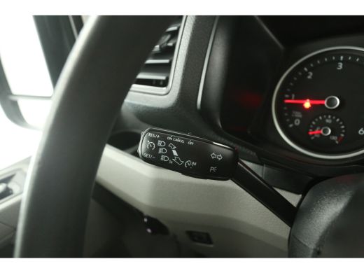 Volkswagen Crafter 35 2.0 TDI L3H3 177PK 3500KG Trekgew. Werkbus Airco Camera Carplay Cruise 3 Persoons Imperiaal Tr... ActivLease financial lease
