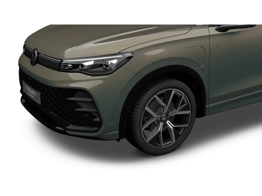 Volkswagen Tiguan R-Line Edition - eHybrid | 'App-Connect' draadloze smartphone integratie | Afstandscontrolesystee... ActivLease financial lease