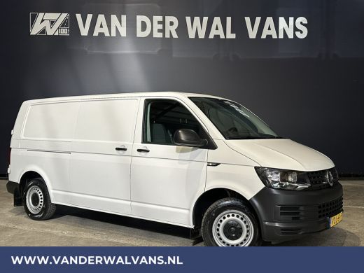 Volkswagen Transporter 2.0 TDI L2H1 Euro6 Airco | Navigatie | Cruisecontrol | Trekhaak | Leder stuurwiel Parkeersensoren Volkswagen Transporter 2.0 TDI L2H1 Euro6 Airco | Navigatie | Cruisecontrol | Trekhaak | Leder stuurwiel Parkeersensoren