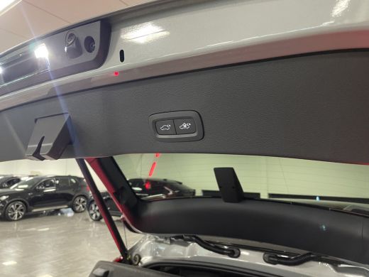 Volvo  C40 Single Motor Extended Range Plus | All Season banden | Adaptieve Cruise Control | Stoel en Stuurw... ActivLease financial lease