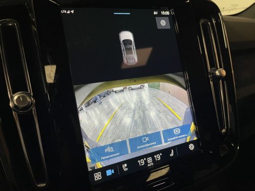 Volvo  C40 Single Motor Extended Range Plus | All Season banden | Adaptieve Cruise Control | Stoel en Stuurw... ActivLease financial lease