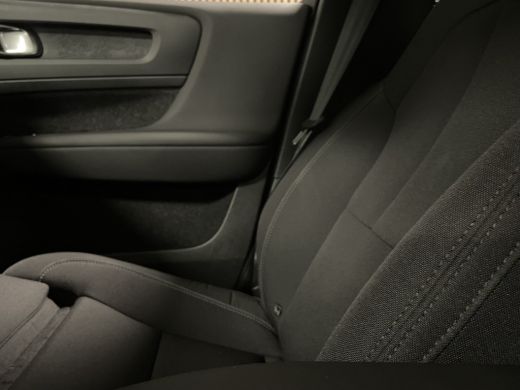 Volvo  C40 Single Motor Extended Range Plus | All Season banden | Adaptieve Cruise Control | Stoel en Stuurw... ActivLease financial lease