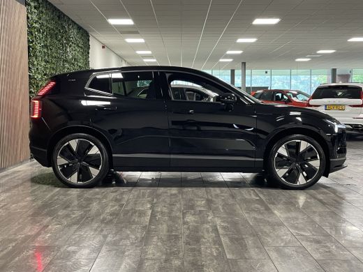Volvo  EX30 Single Motor Extended Range Ultra | 360° Camera | Panoramadak | Harman Kardon | 20 Inch | Elektri... ActivLease financial lease
