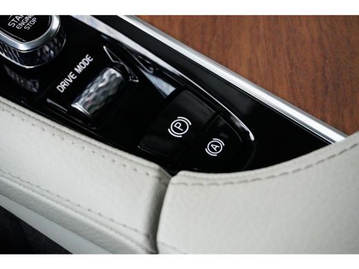 Volvo  XC90 T8 Recharge AWD Inscription | Luchtvering | Adaptive Cruise | Panoramadak | Head-up display | Har... ActivLease financial lease