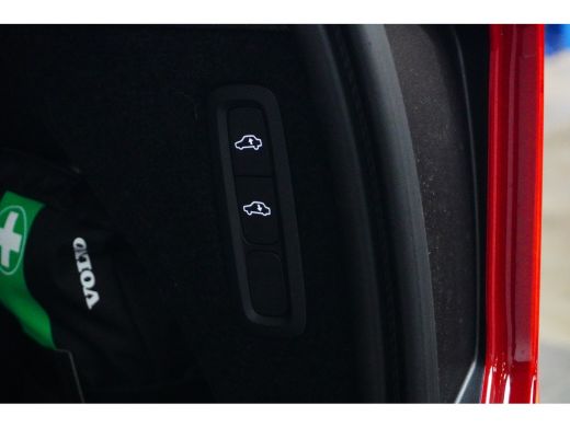 Volvo  XC90 T8 Recharge AWD Inscription | Luchtvering | Adaptive Cruise | Panoramadak | Head-up display | Har... ActivLease financial lease