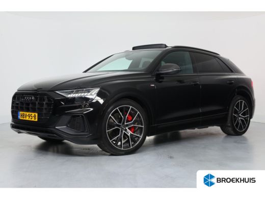 Audi Q8 60 TFSI e quattro Pro Line S Competition | Valcona | Panoramadak | Carbon | HUD | Trekhaak | Pano... Audi Q8 60 TFSI e quattro Pro Line S Competition | Valcona | Panoramadak | Carbon | HUD | Trekhaak | Pano...