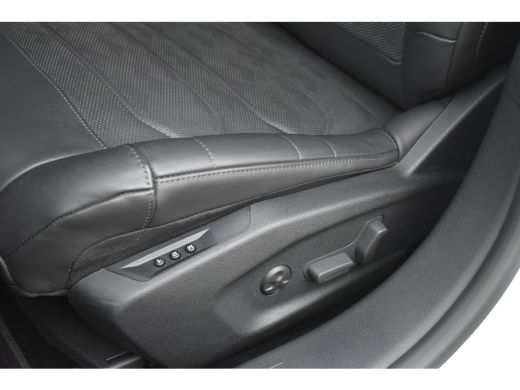 Citroën C5 X 1.6 Plug-in Hybrid 225 Plus | Vol-Leder | Ambiance Hype Adamantium	| Massage | Stoelkoeling/verwa... ActivLease financial lease