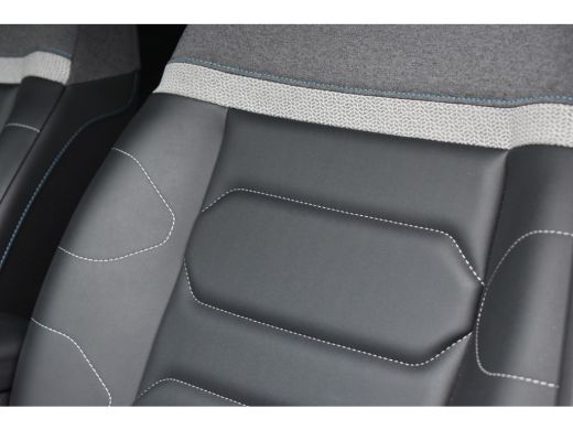 Citroën Ë-C4 Shine 50 kWh 3 Fase | Vol-Leder | Adaptive Cruise | Dodehoek-Detectie | Keyless-Entry | Climate C... ActivLease financial lease