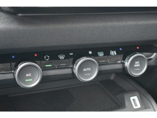 Citroën Ë-C4 Shine 50 kWh 3 Fase | Vol-Leder | Adaptive Cruise | Dodehoek-Detectie | Keyless-Entry | Climate C... ActivLease financial lease