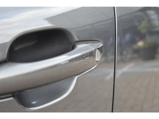 Citroën Ë-C4 Shine 50 kWh 3 Fase | Vol-Leder | Adaptive Cruise | Dodehoek-Detectie | Keyless-Entry | Climate C... ActivLease financial lease