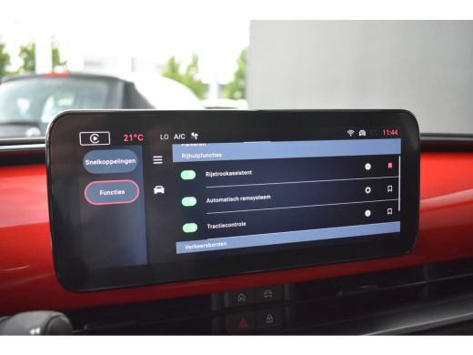 Fiat 600E RED 54 kWh 3 Fase | Navigatie by App | Parkeersensoren | Climate Control | Full-LED | Apple Carpl... ActivLease financial lease