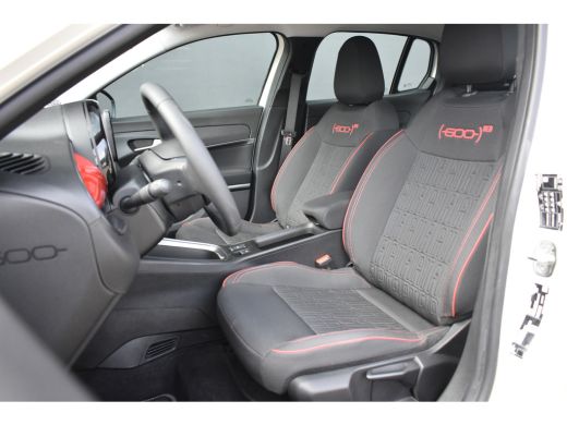 Fiat 600E RED 54 kWh 3 Fase | Navigatie by App | Parkeersensoren | Climate Control | Full-LED | Apple Carpl... ActivLease financial lease