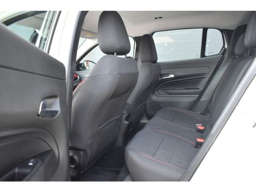Fiat 600E RED 54 kWh 3 Fase | Navigatie by App | Parkeersensoren | Climate Control | Full-LED | Apple Carpl... ActivLease financial lease