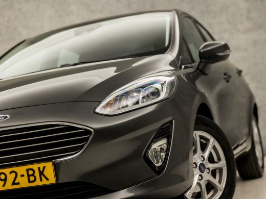Ford Fiesta 1.0 EcoBoost Titanium (APPLE CARPLAY, CLIMATE, LANE ASSIST, SPORTSTOELEN, PARKEERSENSOREN, LED KO... ActivLease financial lease