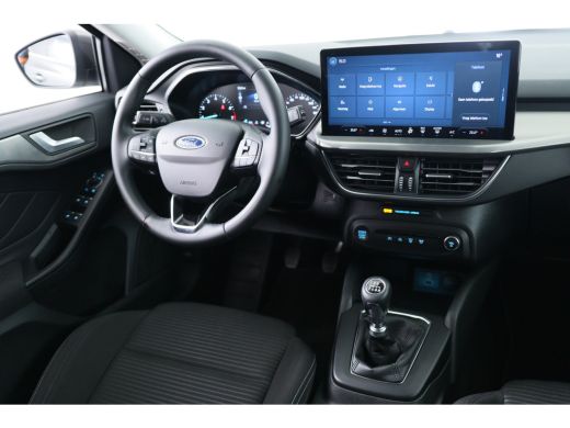 Ford Focus 1.0 EcoBoost Hybrid Titanium | Navigatie Sync 4 | Climate Control | Cruise Control | Getint Glas ... ActivLease financial lease