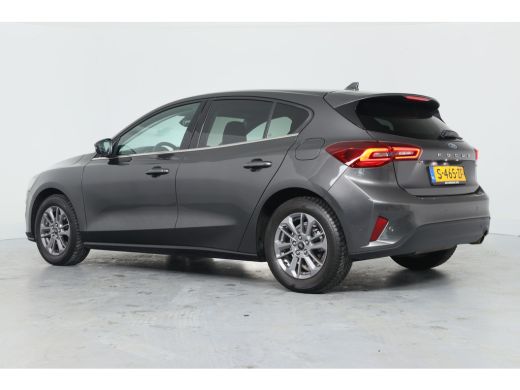Ford Focus 1.0 EcoBoost Hybrid Titanium | Navigatie Sync 4 | Climate Control | Cruise Control | Getint Glas ... ActivLease financial lease