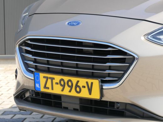 Ford Focus 1.0 EcoBoost Titanium | LED | Winterpack | 17 Inch | B&O Audio | Navigatie | Keyless | Camera ActivLease financial lease