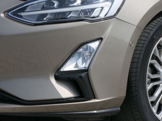 Ford Focus 1.0 EcoBoost Titanium | LED | Winterpack | 17 Inch | B&O Audio | Navigatie | Keyless | Camera ActivLease financial lease