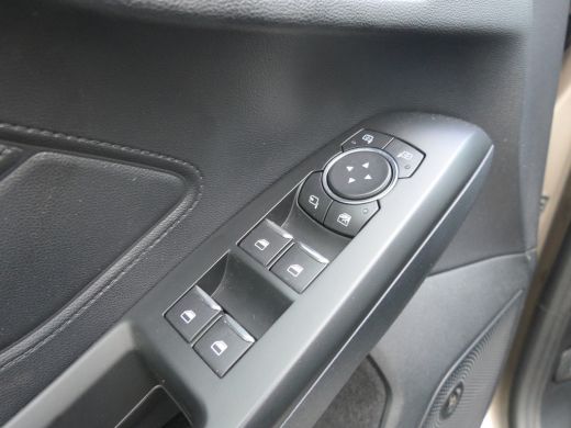 Ford Focus 1.0 EcoBoost Titanium Winterpack | 17 Inch | B&O Audio | Navigatie | LED | Keyless | Camera ActivLease financial lease