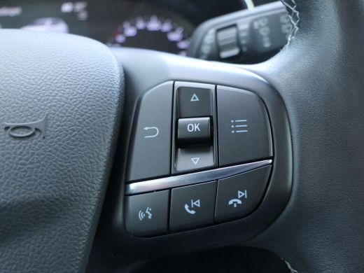 Ford Focus 1.0 EcoBoost Titanium Winterpack | 17 Inch | B&O Audio | Navigatie | LED | Keyless | Camera ActivLease financial lease