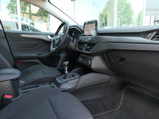 Ford Focus 1.0 EcoBoost Titanium Winterpack | 17 Inch | B&O Audio | Navigatie | LED | Keyless | Camera ActivLease financial lease