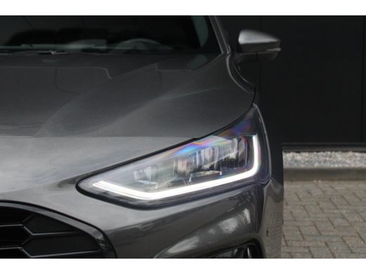 Ford FOCUS Wagon 1.0 EcoBoost Hybrid ST Line | Camera | Trekhaak | LED | Keyless | Privacy-glass | Apple carplay |... ActivLease financial lease