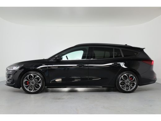 Ford FOCUS Wagon 1.0 EcoBoost Hybrid ST Line X | Winter Pack | Camera | 18 inch lichtmetalen velgen | Climate Control ActivLease financial lease