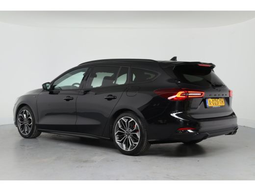 Ford FOCUS Wagon 1.0 EcoBoost Hybrid ST Line X | Winter Pack | Camera | 18 inch lichtmetalen velgen | Climate Control ActivLease financial lease