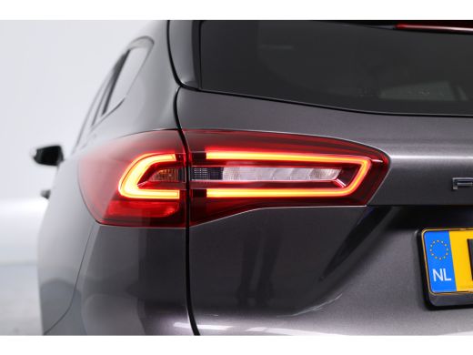 Ford Focus 1.0 EcoBoost Hybrid Titanium Style | Navigatie | Cruise control | Winterpakket | Camera | Climate... ActivLease financial lease